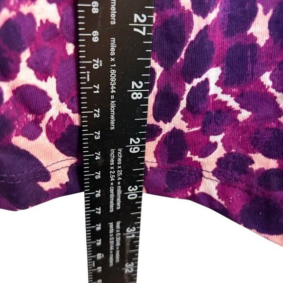 Roaman's T-Shirt Women's Small Purple V-Neck 3/4 Sleeve Cheetah Casual - Picture 5 of 8